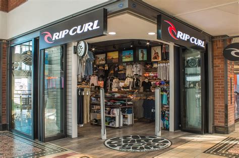 ripcurl com|More.